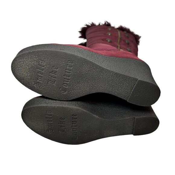 JUICY COUTURE Everest Quilted Faux Fur Lined Wedge Boots Logo Button Size 7.5 - Picture 7 of 7